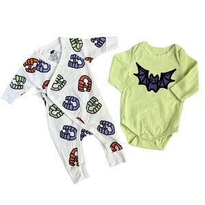 Monica + Andy Baby Organic Cotton Halloween Bat Bodysuit & Wrap Romper Set 0-3M